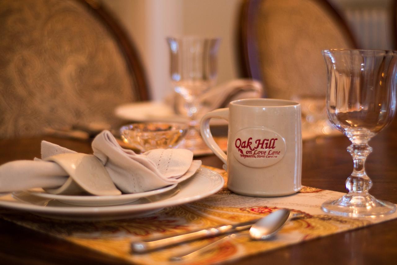 Oak Hill On Love Lane Bed And Breakfast Inn Waynesville Exteriér fotografie