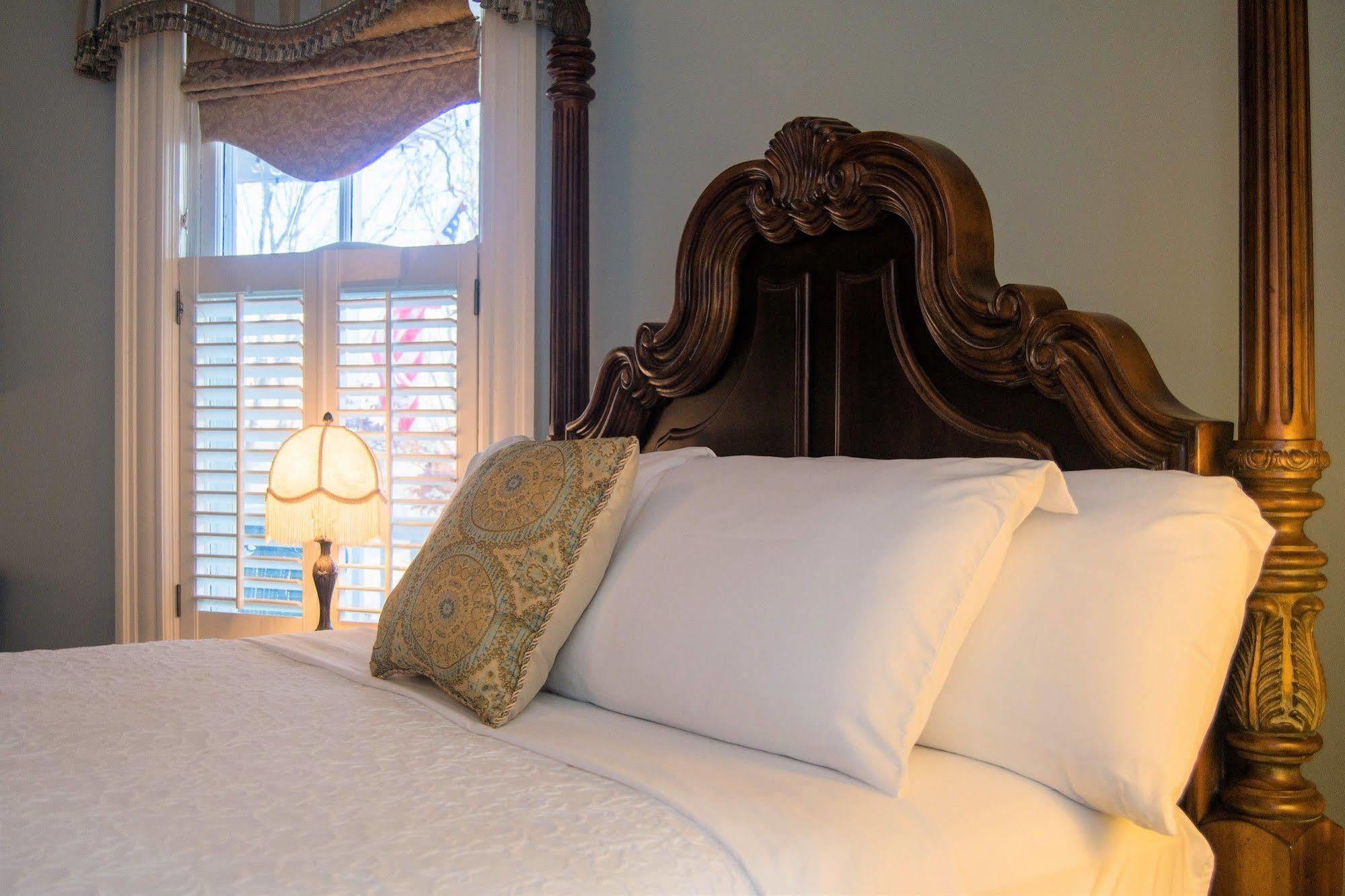 Oak Hill On Love Lane Bed And Breakfast Inn Waynesville Exteriér fotografie