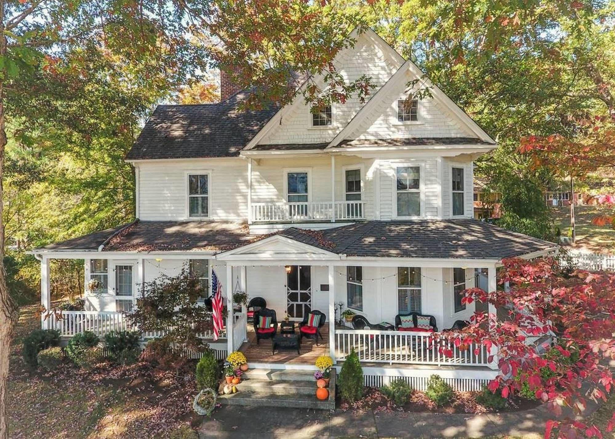 Oak Hill On Love Lane Bed And Breakfast Inn Waynesville Exteriér fotografie